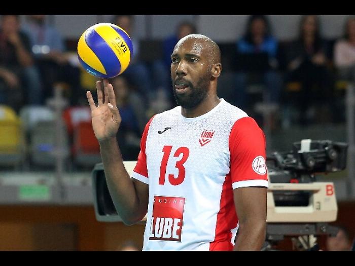 Pallavolo: Lube va alle finali scudetto