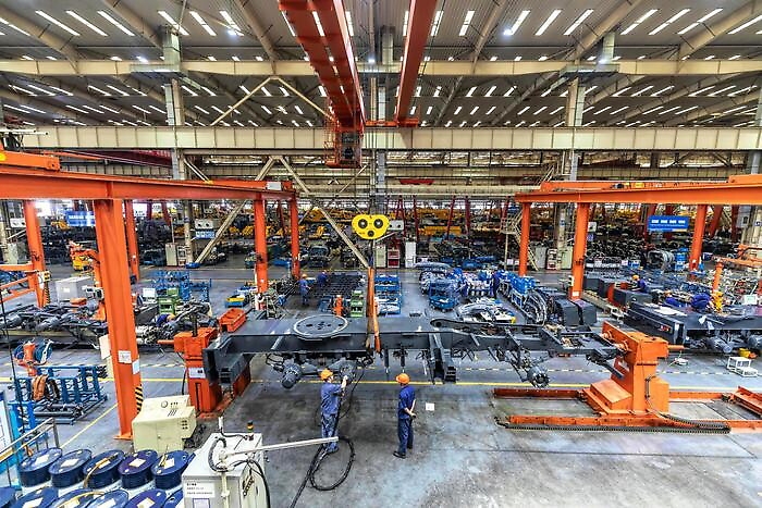 Eurozona: produzione industriale in ripresa, ma cala in Italia