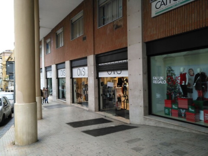 Agrigento, il futuro dell'Ovs (e dei lavoratori) &egrave; appeso a un filo