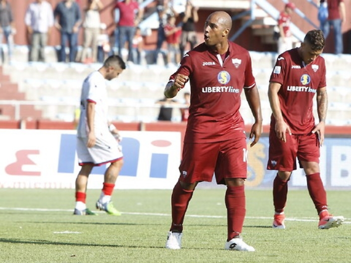 Serie C, il Trapani gioca a farsi del male da solo: passa il Cosenza