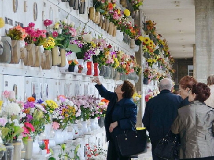 Il mistero del cimitero chiuso