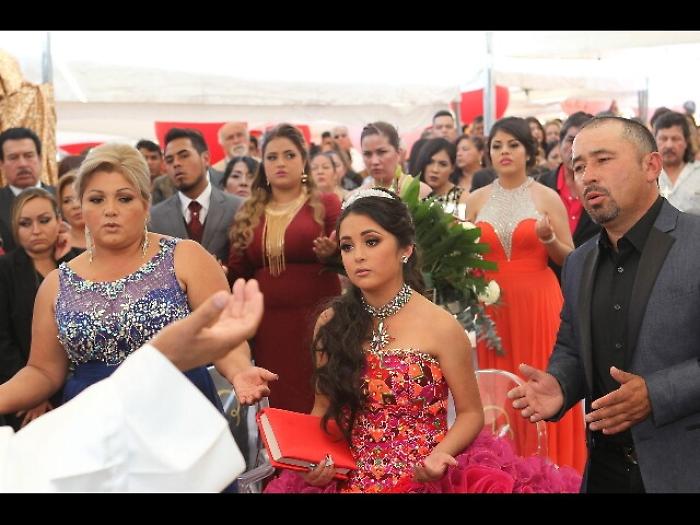 Invito sul web, migliaia a festa 15enne