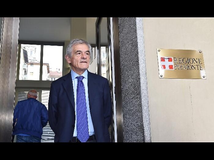 Piemonte, Chiamparino resta in Consiglio