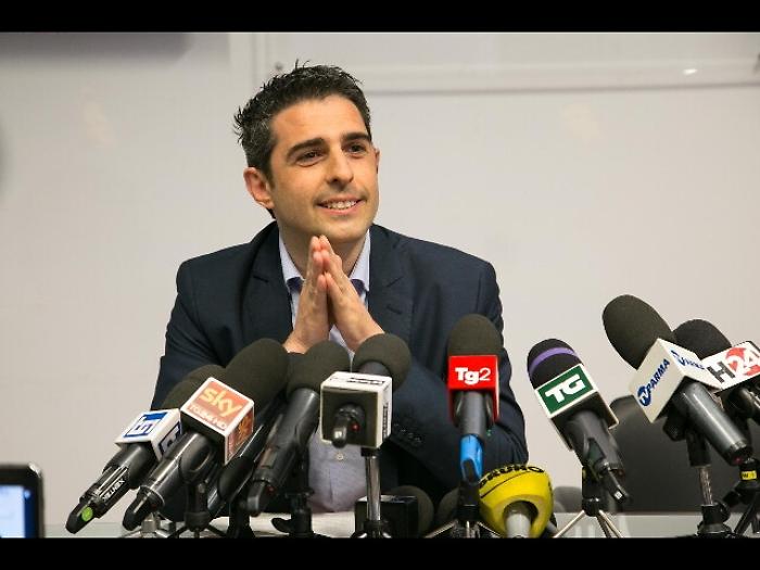 M5s: Pizzarotti, correnti lo logorano