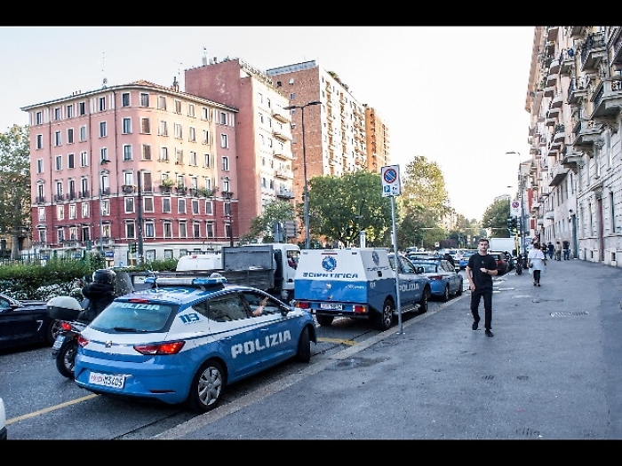 Molesta turista a Milano, arrestato