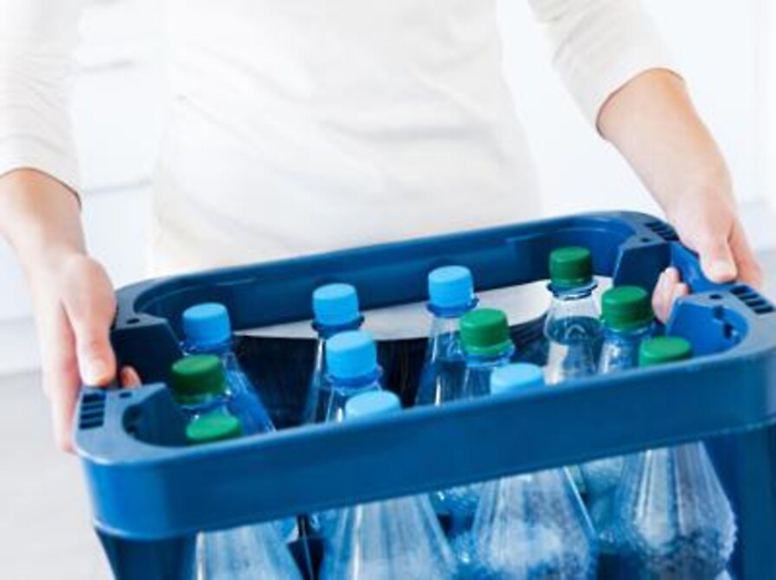 Acqua plastic free, ecco come calcolare l'impronta ecologica