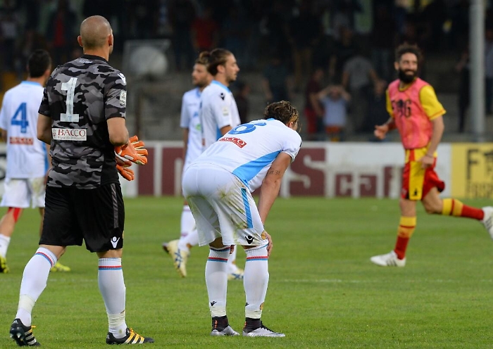 Il Calcio Catania cede a 5' dalla fine in casa della capolista Benevento