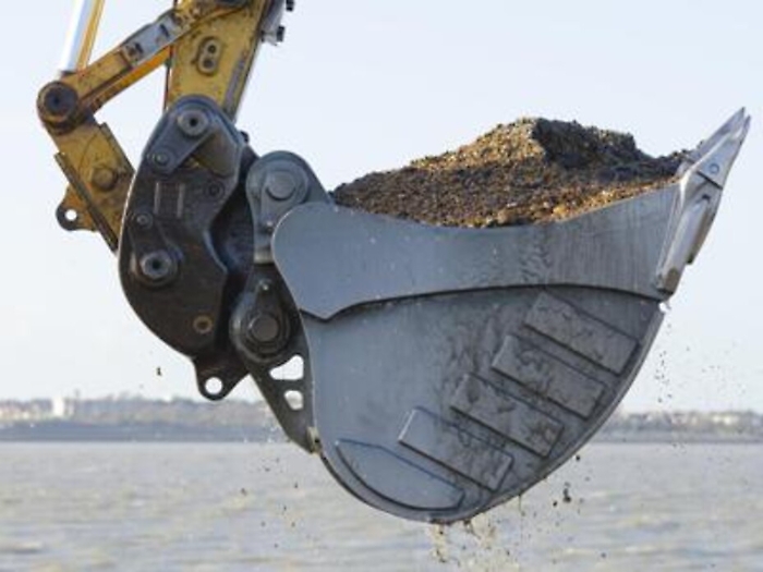 In vigore la nuova normativa per le operazioni di dragaggio nei porti