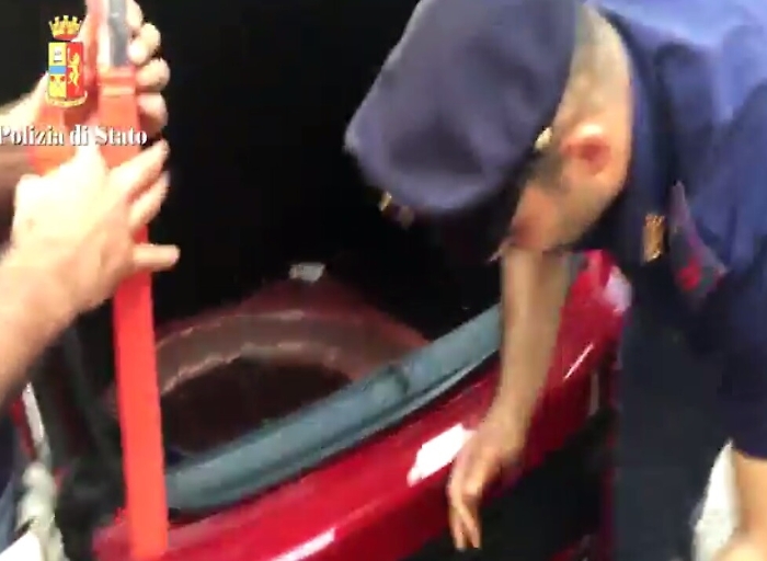 Catania, a Gelso Bianco con oltre 1 kg di cocaina