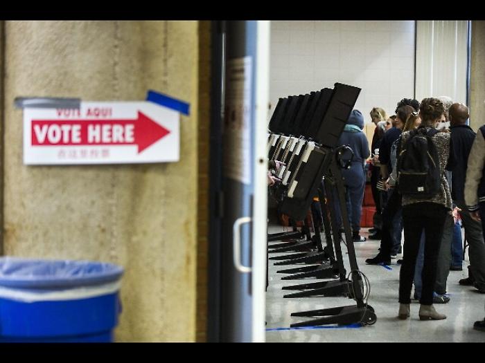Usa 2016: voto anticipato per 30 mln