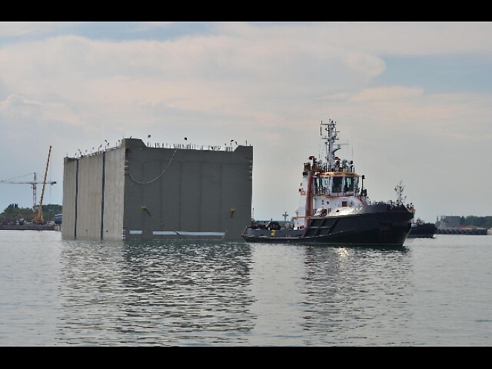 Venezia: Conte, Mose pronto nel 2021