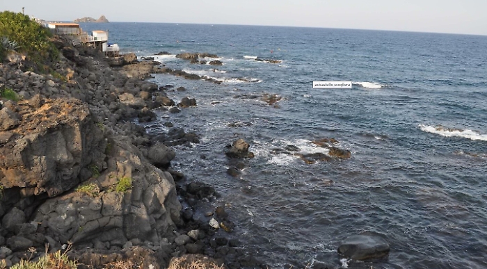 Tenta suicidio ma prima chiama il 112: salvato e poi in Tso