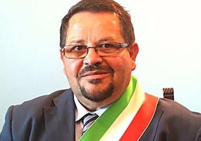 Sindaco di Gela, ex M5S, azzera Giunta dopo rischio sfiducia