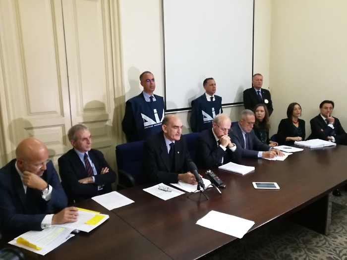 Chi sono i 16 arrestati dell'operazione Gorg&ograve;ne: tutti i nomi