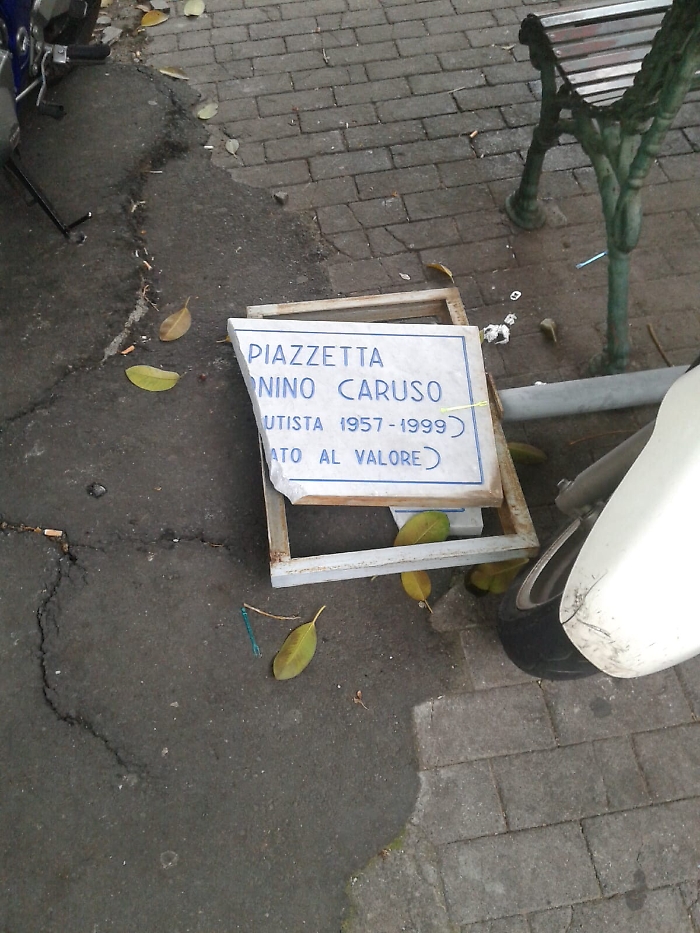 Catania, Piazzetta Antonino Caruso: un valoroso caduto "due" volte