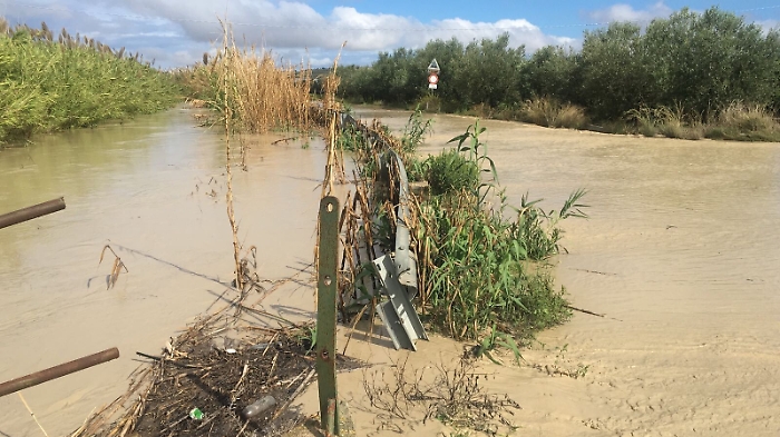 Fiumi e maltempo, la Regione e 30 anni di follia: &laquo;Puliamo solo se c'&egrave; calamit&agrave;&raquo;