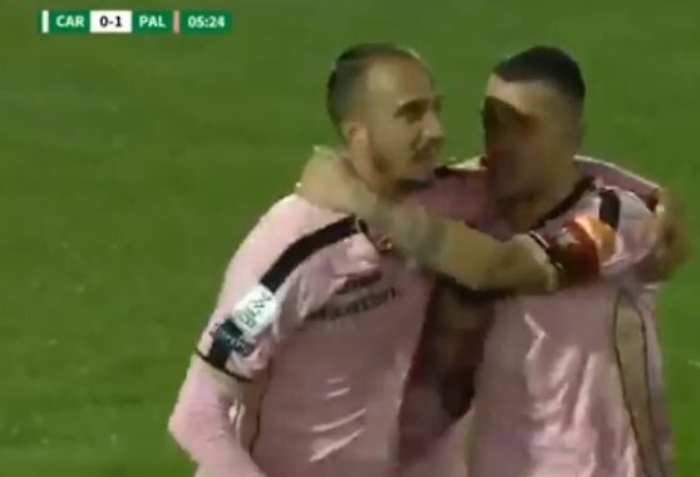 Serie B, il Palermo vola: tris da sogno al Carpi