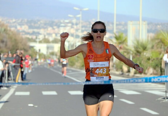 L'agrigentina Edna Caponnetto ha vinto la maratona di Catania