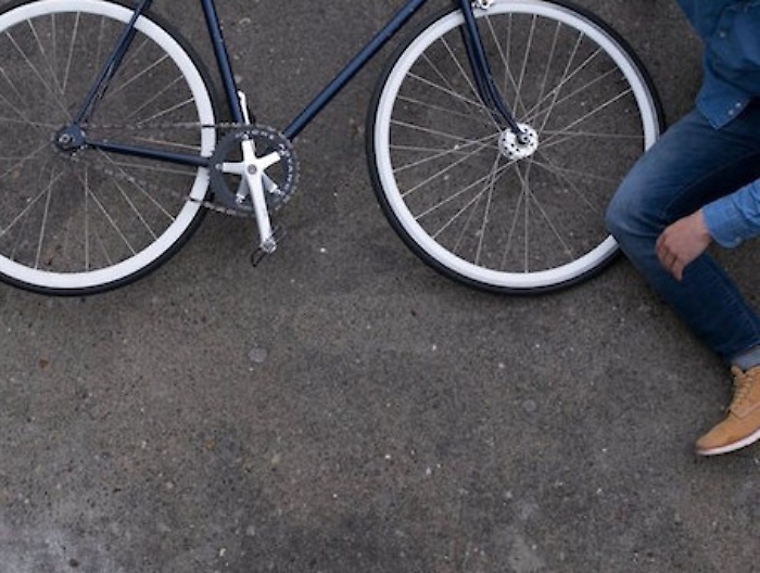 Pachino, 19enne in bicicletta ferito a una gamba da colpo di pistola