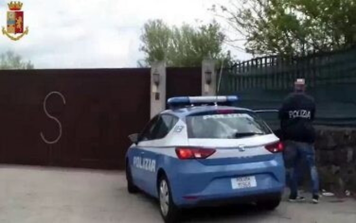 Beni per 400mila euro confiscati a genero e nipote del capoclan Santangelo