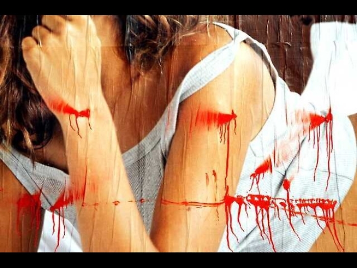 Opprime compagna, tace Hiv, condannato