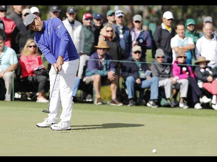 Wells Fargo: Molinari solitario in vetta