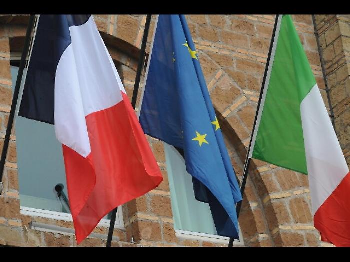 'Charlie Hebdo non rappresenta Francia'