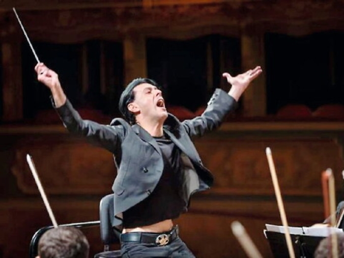 Apertura con Ezio Bosso, ad Acireale,  per Villa Pennisi in musica