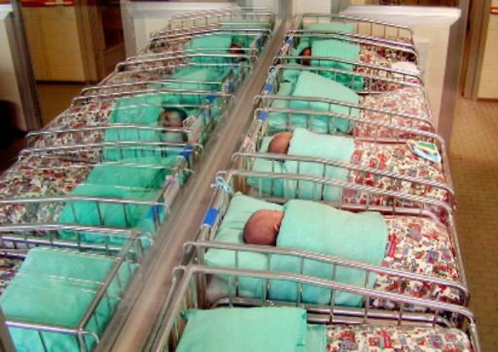 Dalla Regione un bonus di tremila euro per le partorienti delle isole minori