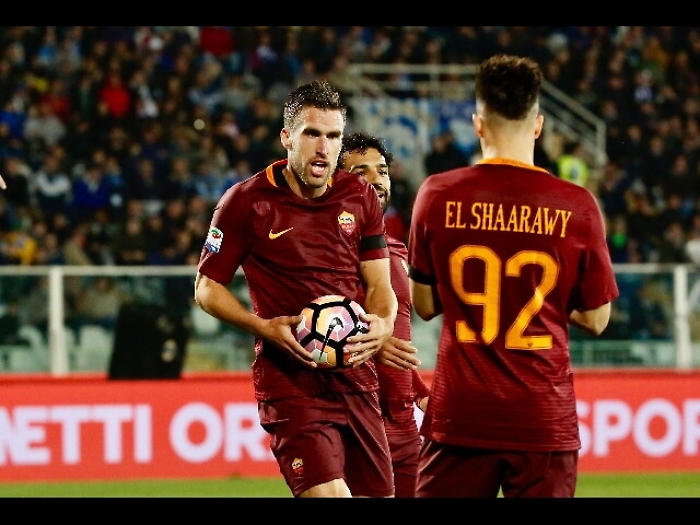 Roma, Strootman accusato sui social