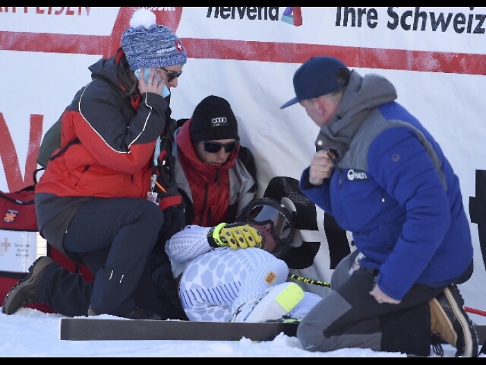 Sci, per Buzzi lesione ad un ginocchio