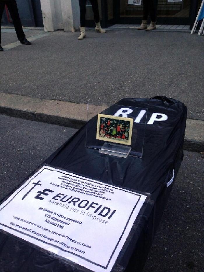 Eurofidi, una bara per morte consorzio