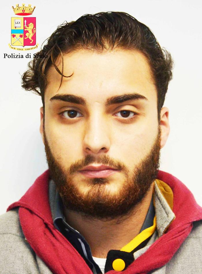 Vittoria, assal&igrave; bar stazione e spar&ograve; contro il titolare: arrestato