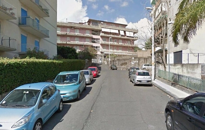 Catania, tragedia in via D'Angi&ograve;, trovato morto uno studente di 26 anni