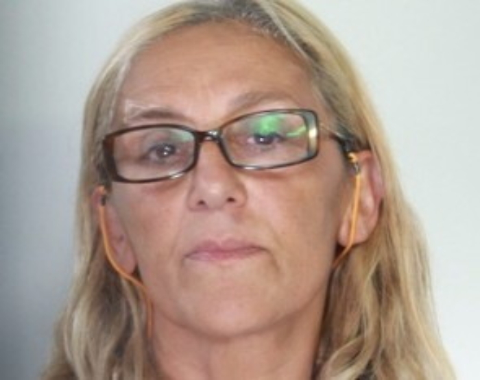 Minacce e violenze a vicini di casa, donna arrestata al Villaggio Dusmet