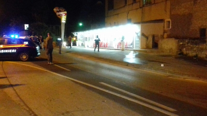 Gela, lite per una donna, catanese ferito a colpi di pistola