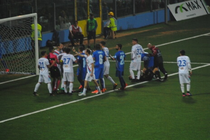 Serie C, Zampata di Mazzarani, il derby va al Catania, Siracusa ko