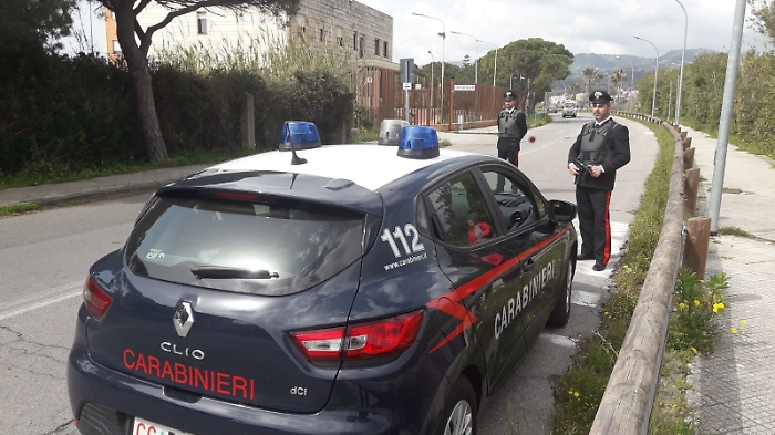 Messina, botte, insulti e abusi sessuali sulla compagna incinta: arrestato