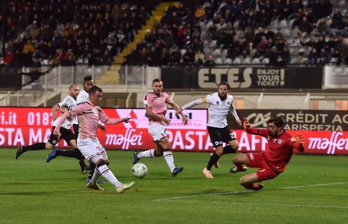 Serie B, Spezia-Palermo finisce con un pari