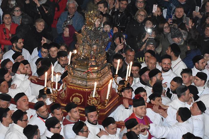 Dissesto Catania "intacca" festa di Sant'Agata: dal Comune contributi ridotti