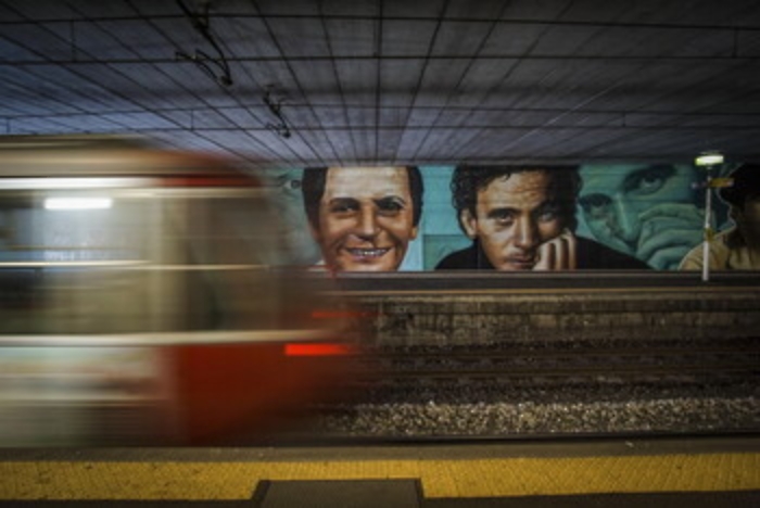 Violentata dentro ascensore Circumvesuviana: dopo chiama madre in lacrime