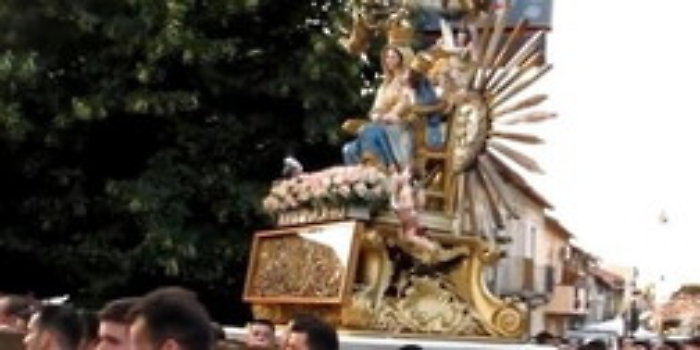 Villafrati, "inchino" mafioso durante processione Corpus Domini