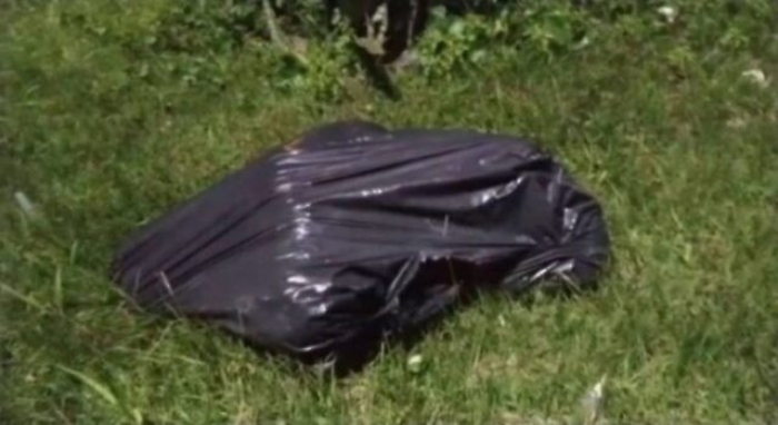 Cadavere rinvenuto in un sacco di plastica, macabro giallo a Carlentini