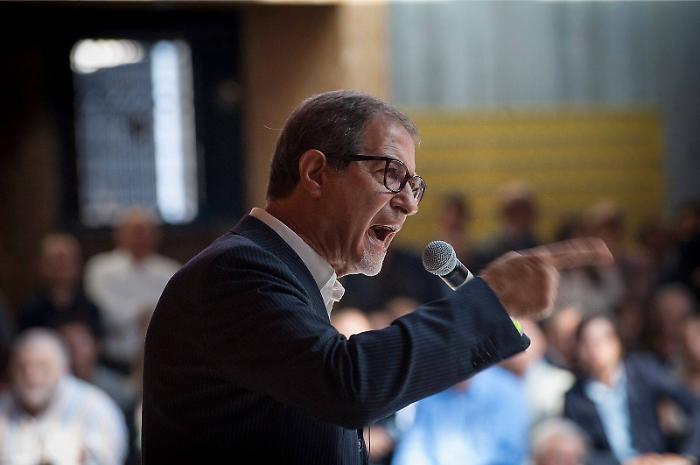 Musumeci duro col nuovo governo: &laquo;Sud assente dal confronto tra M5s e Pd&raquo;