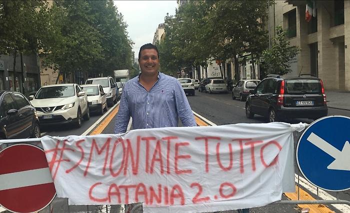 Brt, a Catania la polemica non si ferma e c'&egrave; chi chiede: "#Smontatetutto"