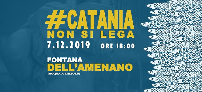 Le Sardine catanesi si radunano, ovviamente in Pescheria