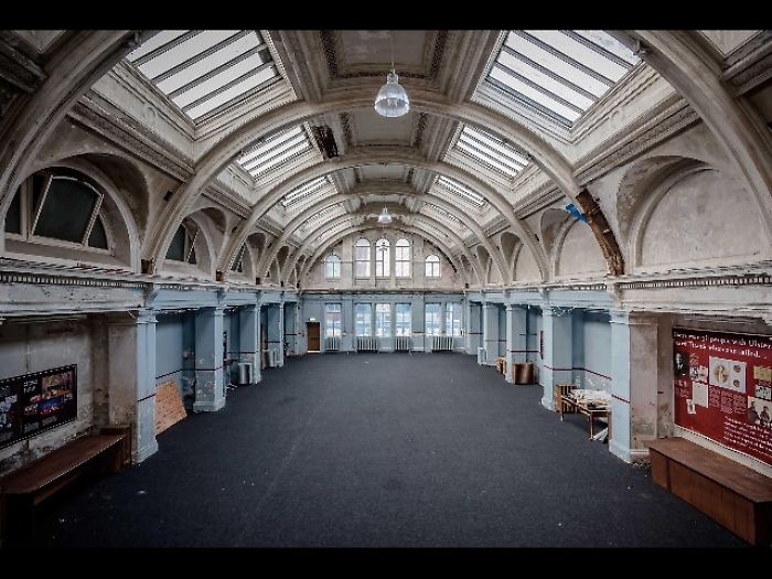 Hotel in edificio del progetto Titanic