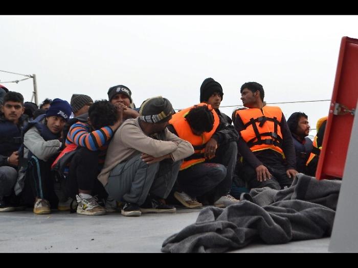 Grecia, soccorsa barca con 58 a bordo