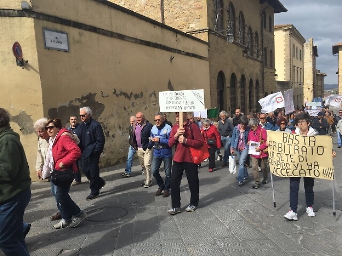 Etruria, 2500 richieste per parte civile