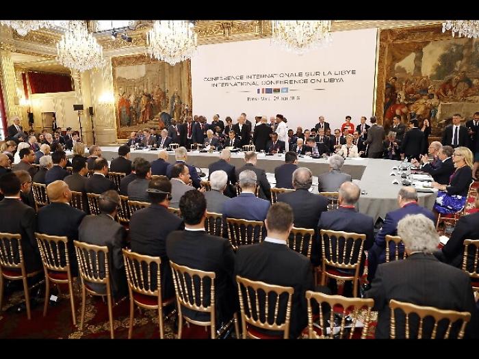 Libia al voto 10/12, accordo all'Eliseo